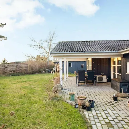 Holiday Ii Semesterbostad